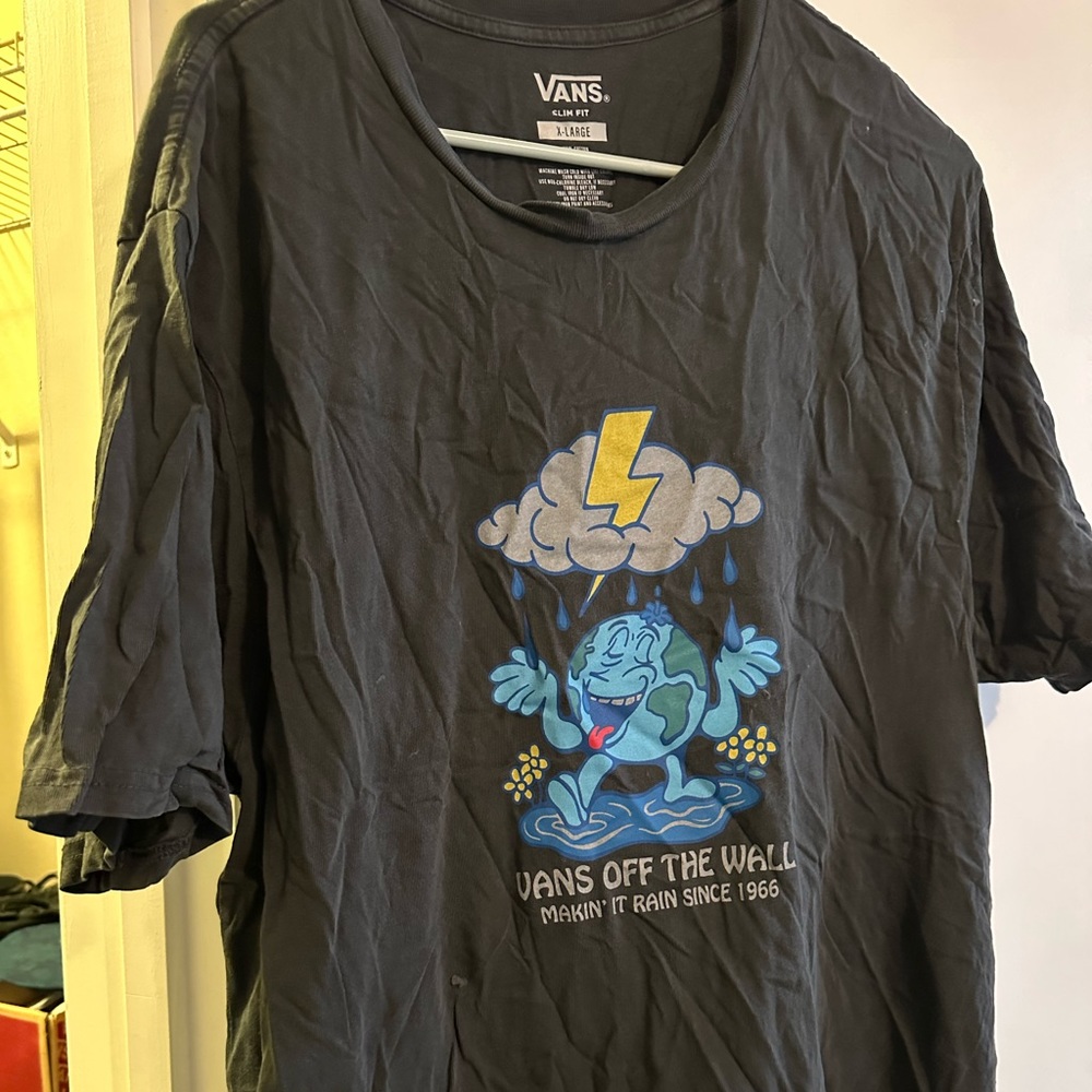 Men’s vans tee